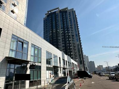 комерційна за адресою Трускавецька вул., 10