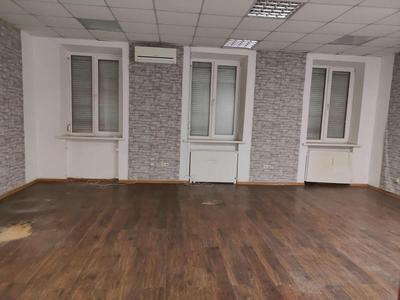 коммерческая по адресу Жилянская ул., 148