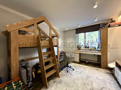 квартира за адресою Собранецька вул., 150