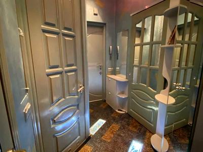 квартира за адресою Анни Ахматової вул., 43