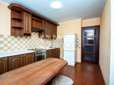 квартира по адресу Дарницкий бульв., 8