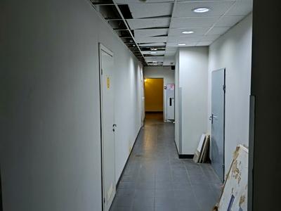 комерційна за адресою Вадима Гетьмана вул., 6