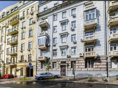 квартира за адресою Шовковична вул., 32/34