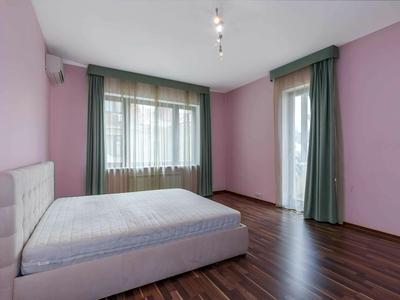 квартира за адресою Кропивницького вул., 10