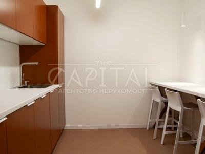 комерційна за адресою Кловський узвіз, 7a