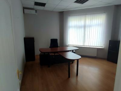 комерційна за адресою Кловський узвіз, 7a