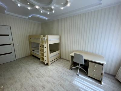 квартира за адресою Регенераторна вул., 4