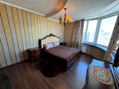 квартира по адресу Миколы Бажана просп., 14