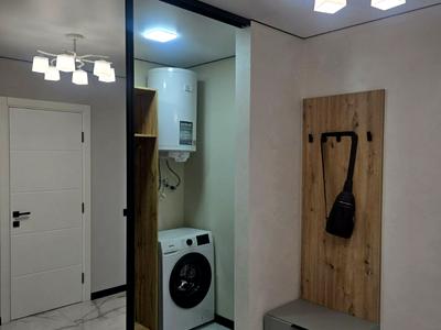 квартира за адресою Залізнична вул., 7