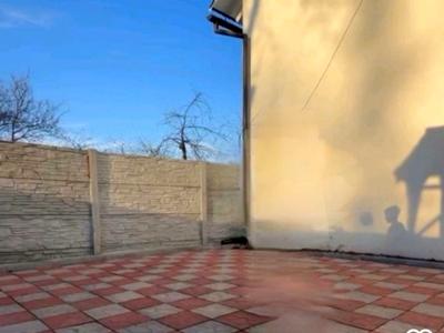 будинок за адресою Профспілкова вул., 12