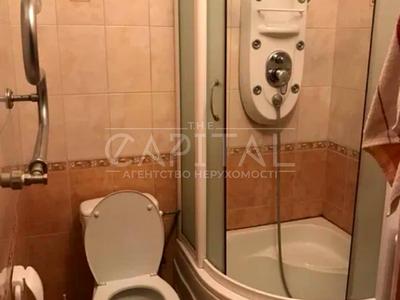 комерційна за адресою Старонаводницька вул., 43