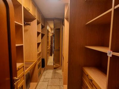 квартира за адресою Київ, Гетьмана Павла Скоропадського вул. (Льва Толстого), 39