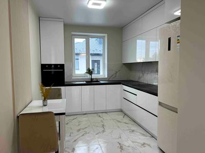 дом по адресу с. Белая криница, Травнева