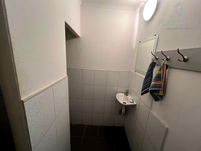 комерційна за адресою Джона Маккейна вул. (Івана Кудрі), 20