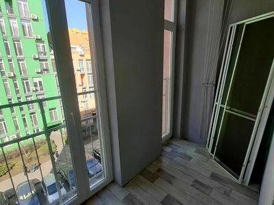 квартира за адресою Регенераторна вул., 4 к11