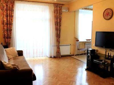 квартира за адресою Воскресенська вул., 27