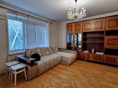 квартира за адресою Академіка Глушкова просп., 32