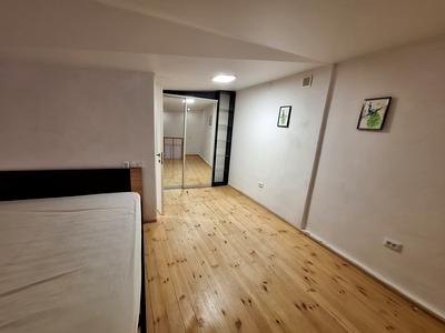 квартира по адресу Пекарская ул., 37