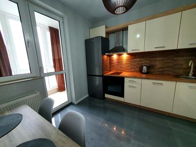 квартира за адресою Ревуцького вул., 40-В