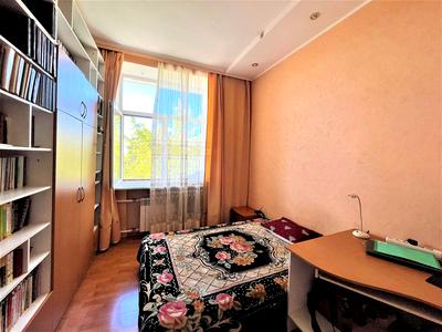 квартира по адресу Победителей ул., 4