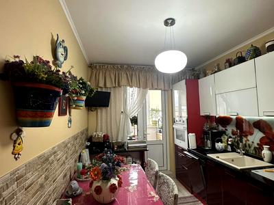 квартира за адресою Небесної Сотні просп. (Маршала Жукова), 10-Б