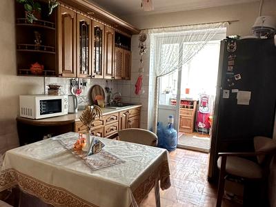 квартира за адресою Анни Ахматової вул., 3-А