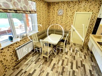 будинок за адресою Вул. Садова