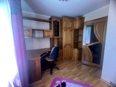 квартира за адресою Павла Тичини вул., 4