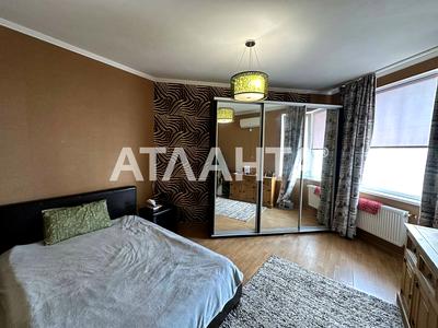 квартира за адресою Середньофонтанська вул., 19б