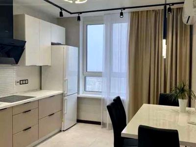 квартира за адресою Драгоманова вул., 10
