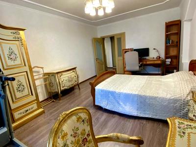 квартира за адресою Володимира Антоновича вул. (Свердлова), 26