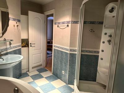 квартира по адресу Святошинская ул., 1