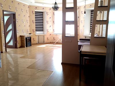 квартира за адресою Хантадзе пер., 3