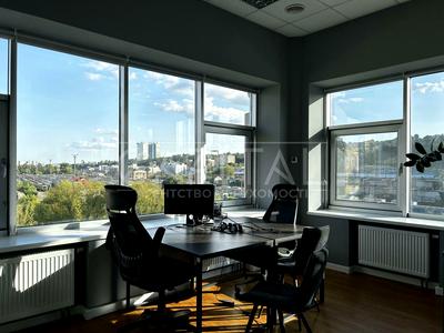 комерційна за адресою Сім'ї Прахових вул. (Гайдара), 58/10