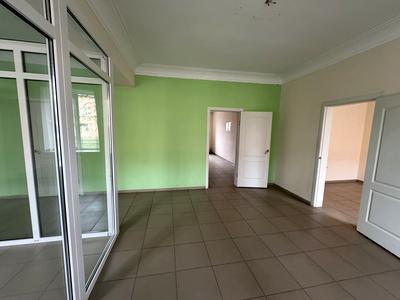 комерційна за адресою Дніпропетровське шосе, 14