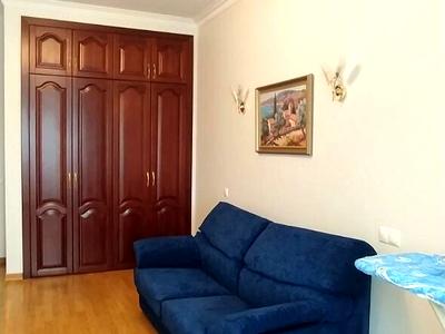 квартира по адресу Кловский спуск, 5