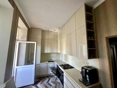 квартира за адресою Антоновича вул. (Горького), 19/21