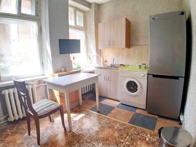квартира за адресою Митрофана Довнар-Запольського вул., 4