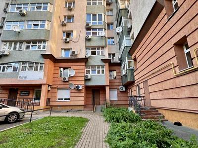 квартира за адресою Рибальська вул., 8