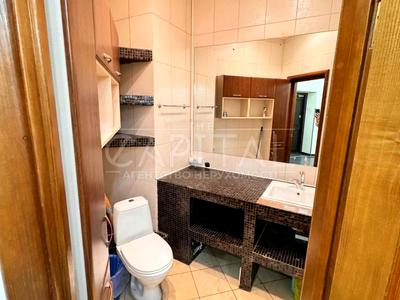 комерційна за адресою Лесі Українки бульв., 7-А