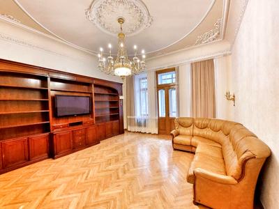 квартира за адресою Інститутська вул., 13/4