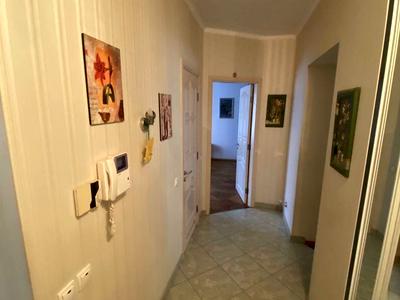 квартира за адресою Ніщинського П., 6
