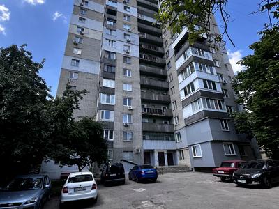 квартира по адресу Строителей ул., 15-А