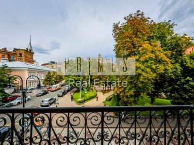 квартира по адресу Лисенка ул., 2