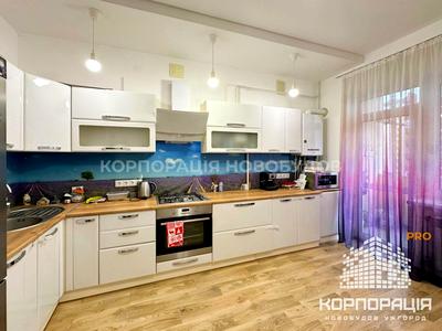 квартира за адресою Августина Волошина вул., 10А