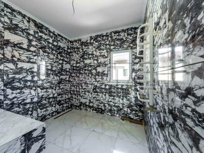 будинок за адресою Грушевського вул., 8