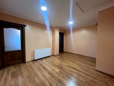 будинок за адресою Юності вул., 120