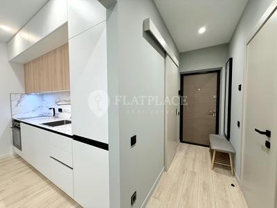 квартира за адресою Салютна вул., 18