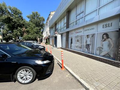 коммерческая по адресу Атамана Головатого, 100