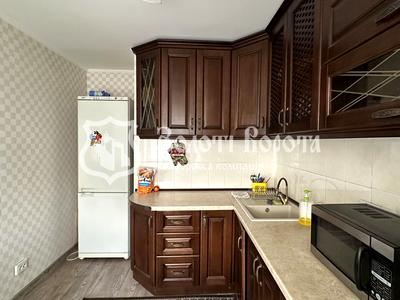 квартира за адресою Хорольська вул., 10